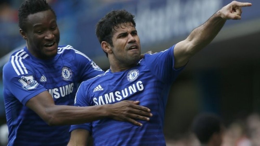 Remy will need to replicate his team-mate's robust style. Twitter