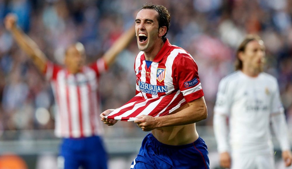 Diego Godín, celebrating a goal for Atlético Madrid. ClubAtléticodeMadrid