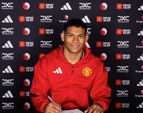 Diego León ficha por el Manchester United. ManUtd