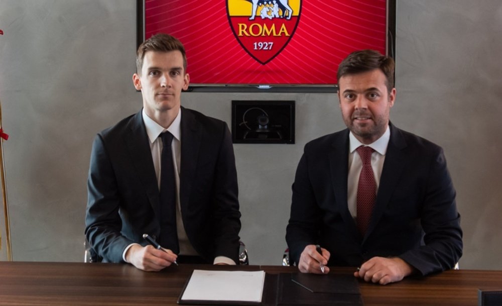 Llorente already spent half of the last season at Roma. ASRoma