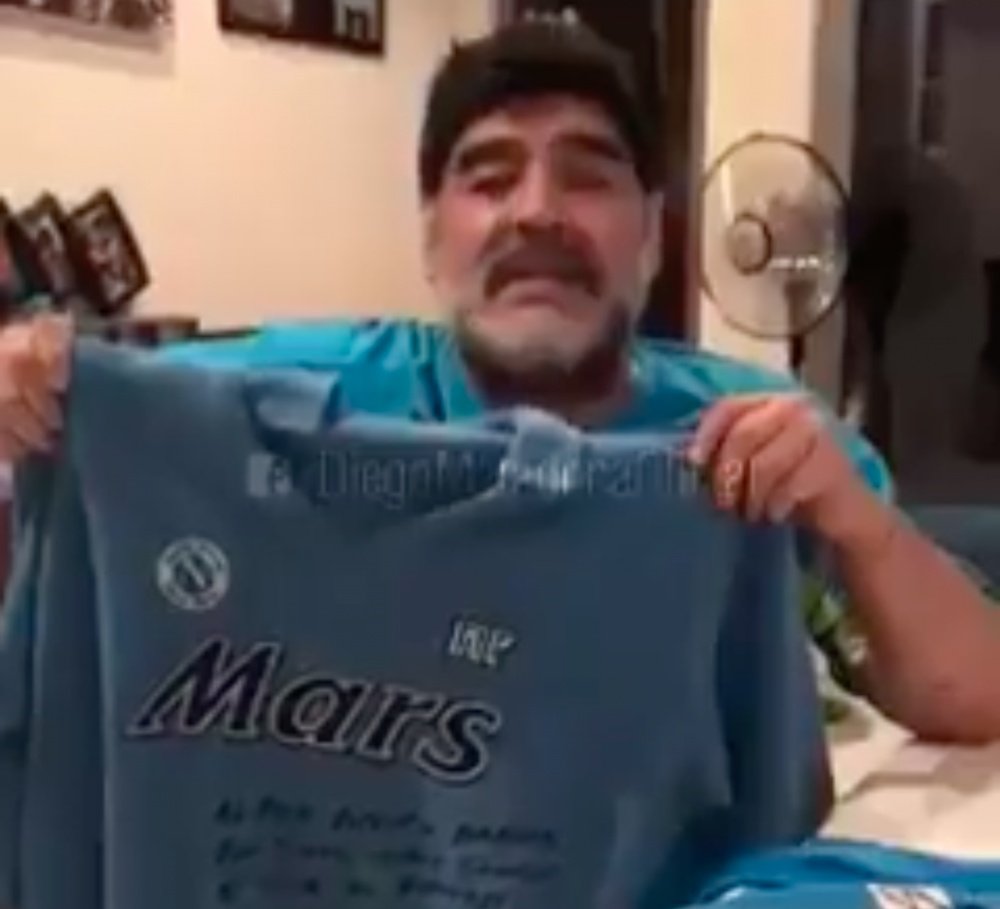 Maradona y Hamsik, historia viva del Nápoles. Captura/DiegoMaradonaOficial