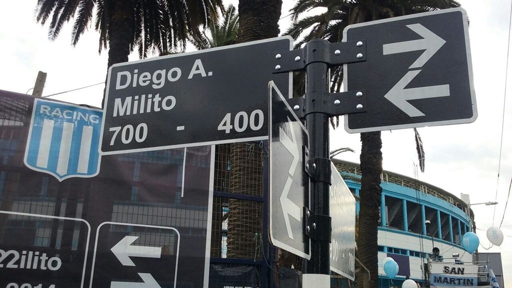 Inauguran la calle Diego Milito en Argentina