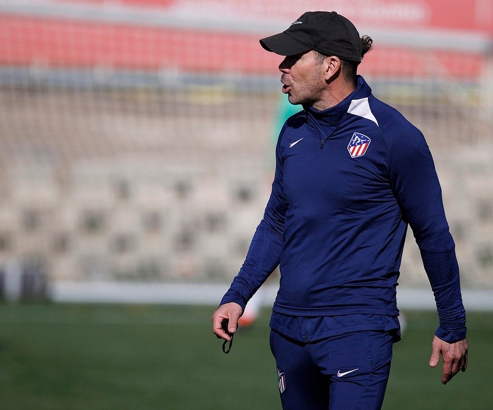 Atletico Madrid coach Diego Pablo Simeone praised Inter ashead of their UCL clash. EFE
