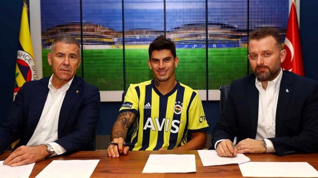 Diego Perotti cambia la Roma por el Fenerbahçe