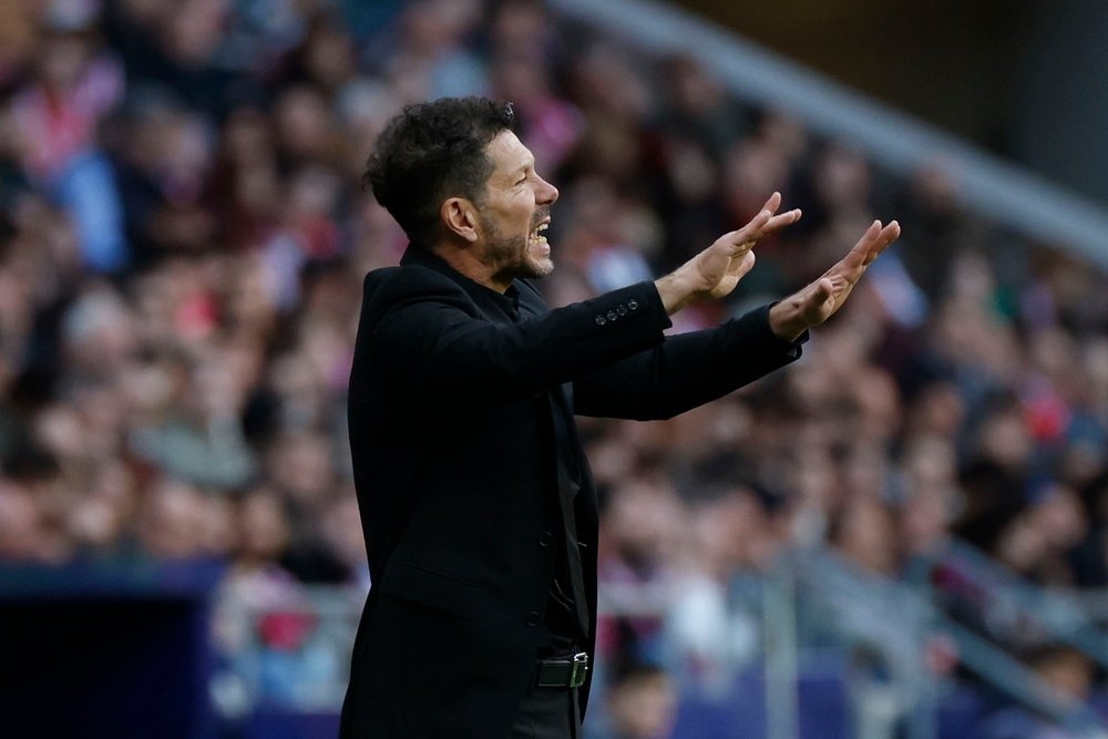 Un Simeone más histórico: primer técnico con 500 partidos en Primera con un mismo club. EFE