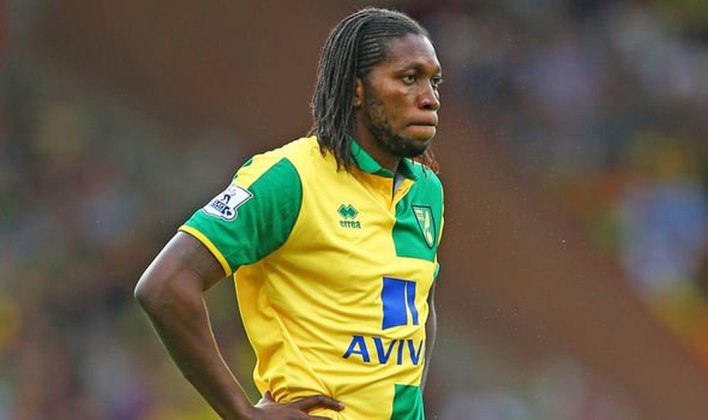 Dieumerci Mbokani no longer wants to represent his country in football. Twitter