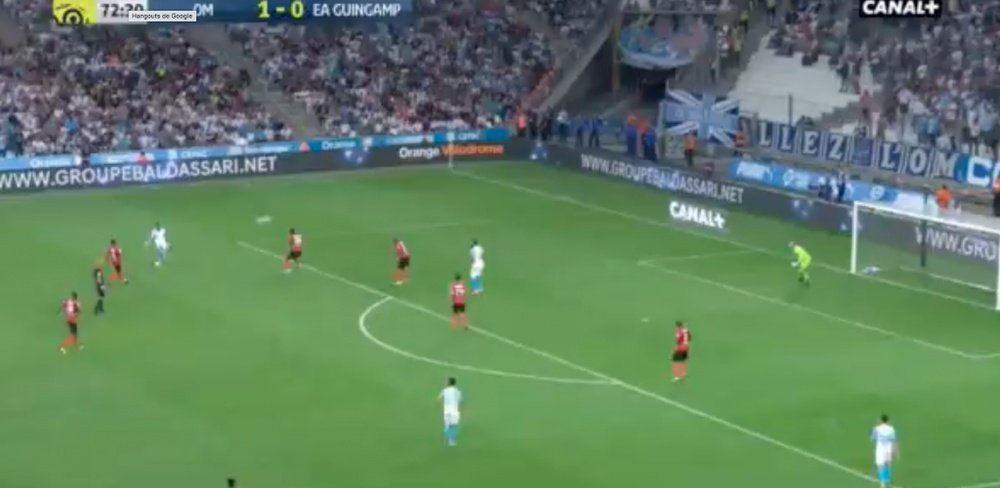 Payet stunned onlookers with a mesmerising goal. Screenshot/Canal+