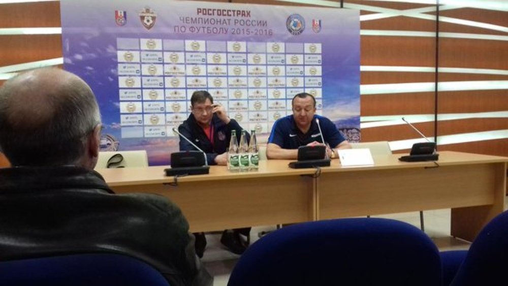 Directivos del Mordovia Saransk informan del pago a sus jugadores. FCMordoviaSaransk