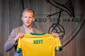El Ado den Haag, equipo de la Segunda División de Países Bajos, anunció este jueves que su nuevo entrenador será la leyenda neerlandesa Dirk Kuyt, que después de abandonar el Feyenoord Sub 19 se encontraba sin equipo.