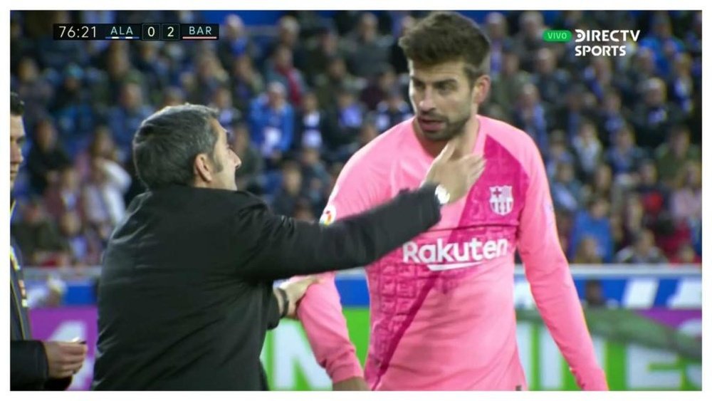 Tensions entre Piqué et Valverde contre Alaves. Captura/DirectTV