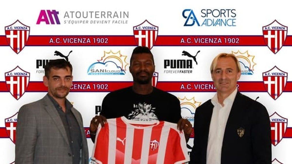 Cissé anunció su vuelta al fútbol. AC Vicenza
