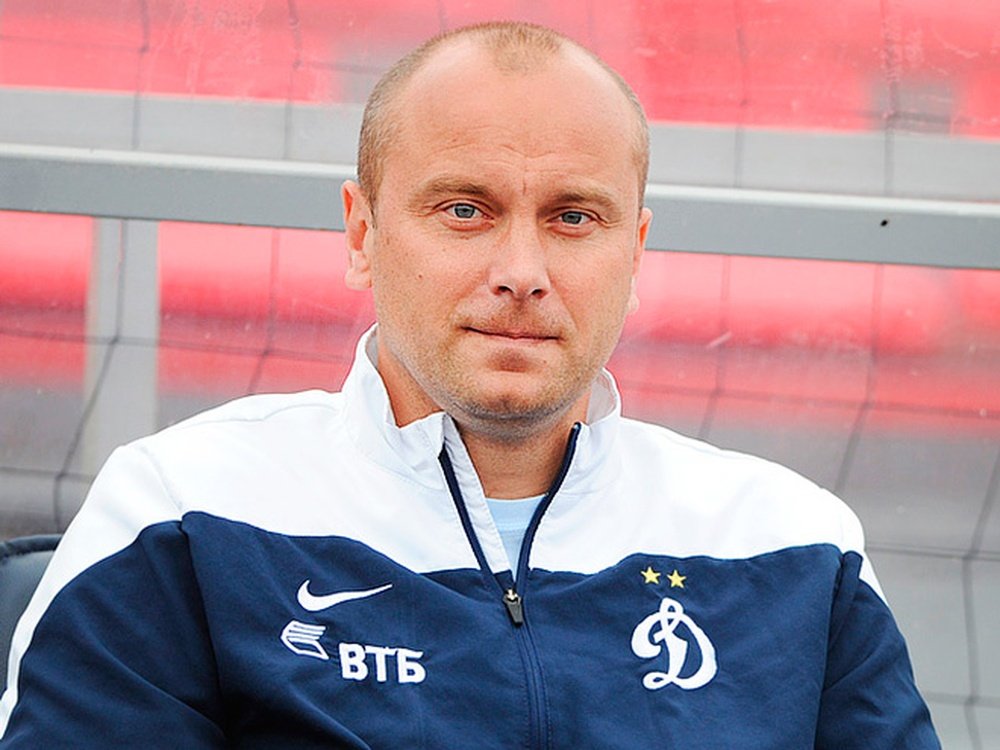Dmitri Khokhlov, nuevo técnico del Dinamo de Moscú. Championat