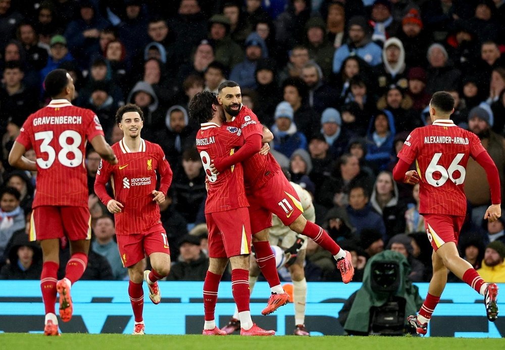Szoboszlai doubled Liverpool's lead with a clinical finish. EFE