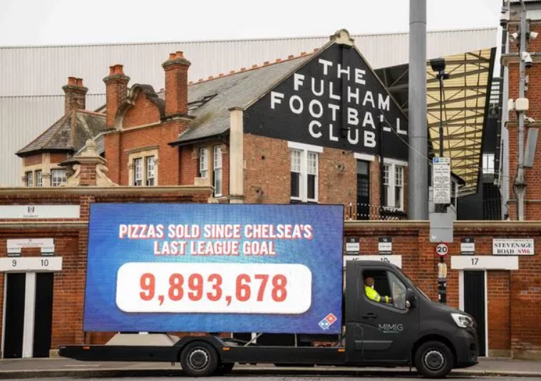 domino-s-mocks-chelsea-s-poor-run-ahead-of-fulham-clash--screenshot-dominos.png