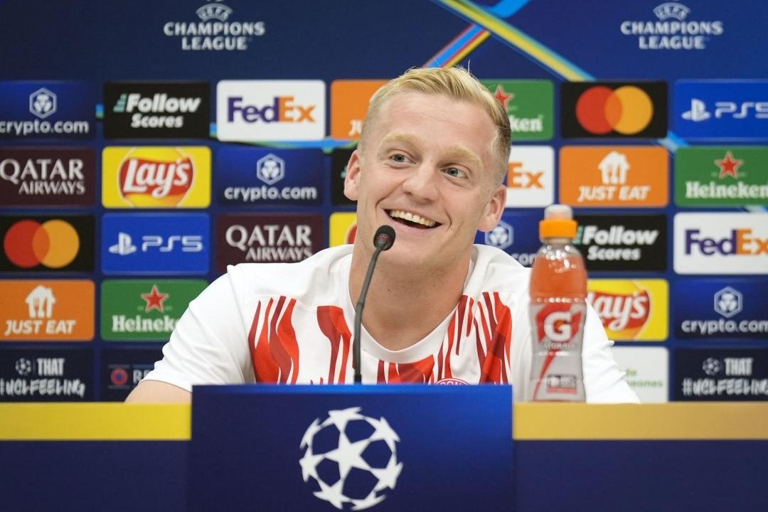 Van de Beek está contento en el Girona. EFE/David Borrat