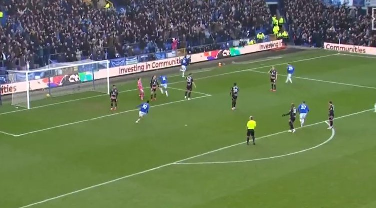 Doucouré desbancó a Shearer. Captura/DAZN