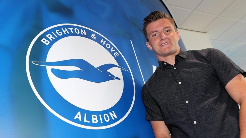 Dreyer has officially made the move to Brighton. Twitter/OfficialBHAFC