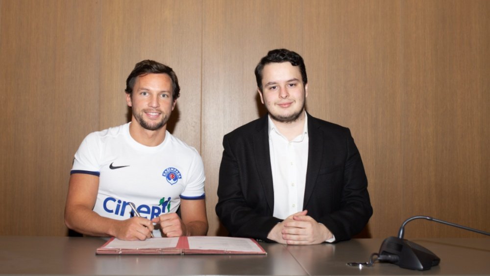 Drinkwater signs for Kasimpasa on loan. Kasimpasa