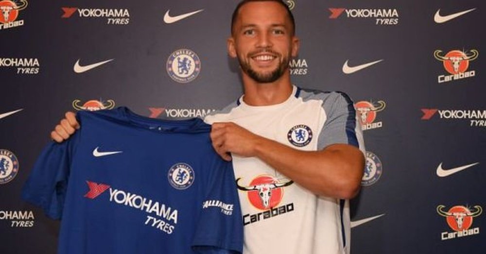 Ex-jogador dos 'foxes' assinou até 2022 pelos londrinos. Twitter/ChelseaFC