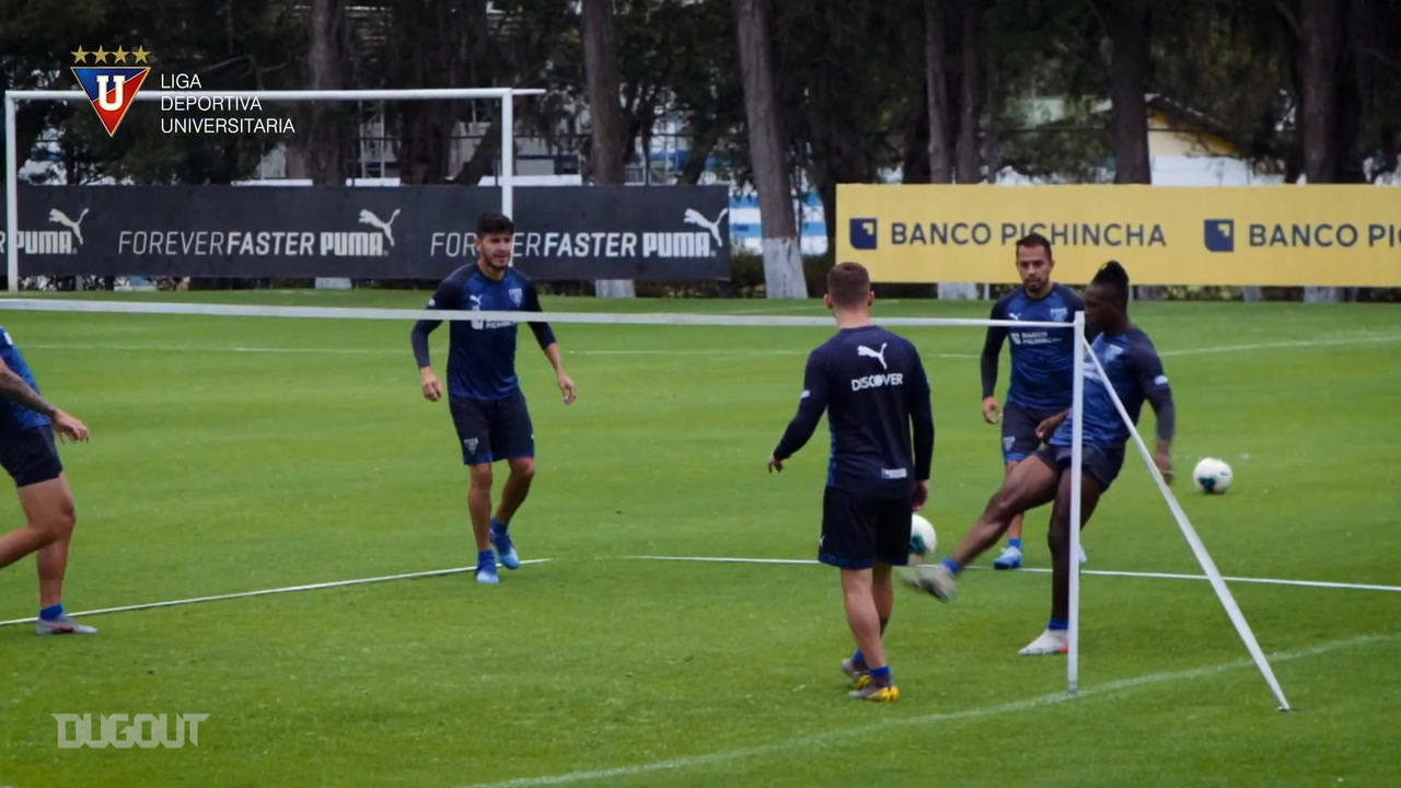 VÍDEO: Liga de Quito se pasa al fútbol-tenis