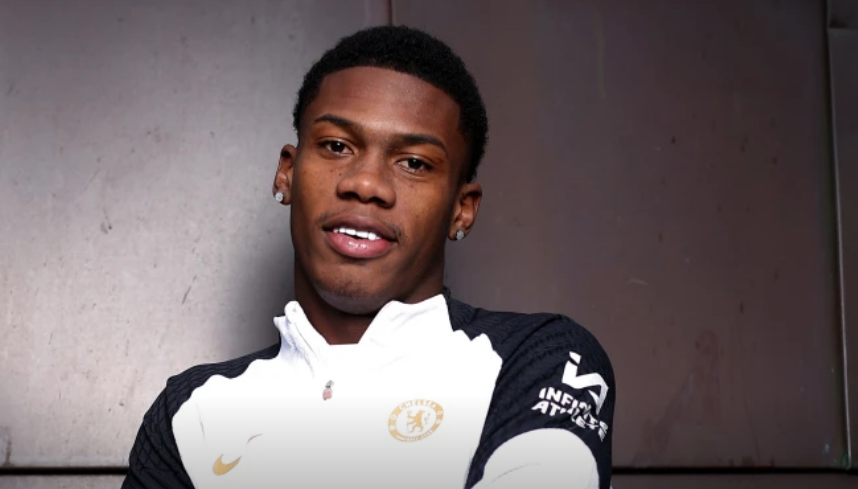 OFFICIAL: Dujuan Richards Completes Chelsea Transfer