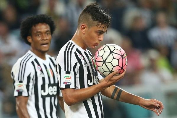 Dybala, durante un partido con la Juventus. Twitter