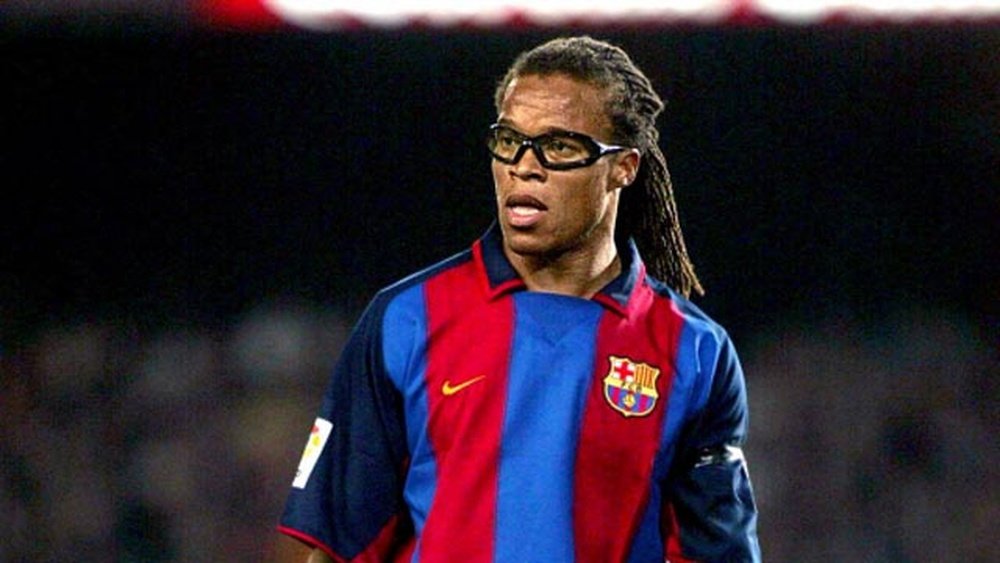 Davids fue clave para el primer Barça de Ronaldinho. Twitter