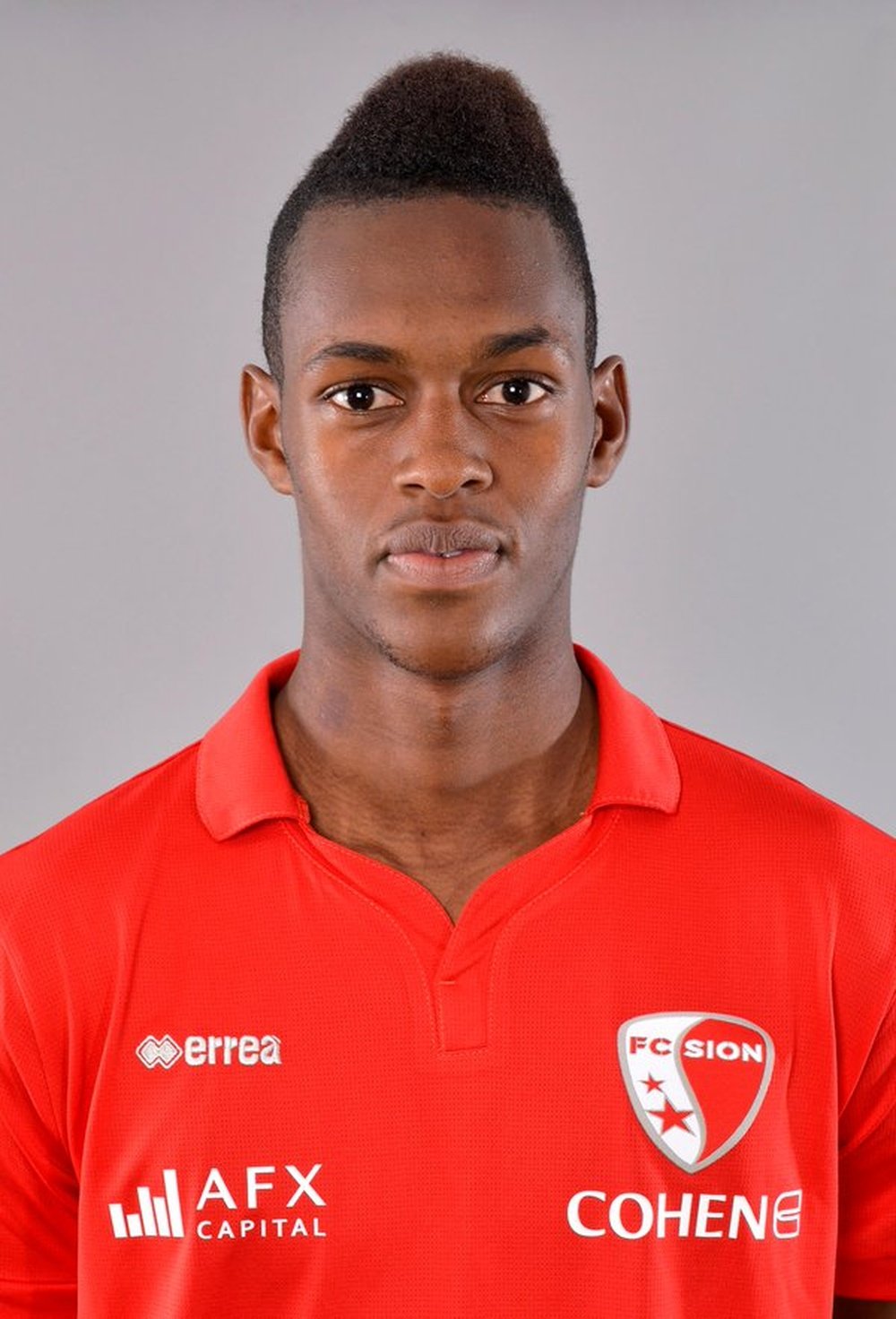 Edimilson Fernandes deja el Sion para enrolarse en las filas del West Ham. @FcSion