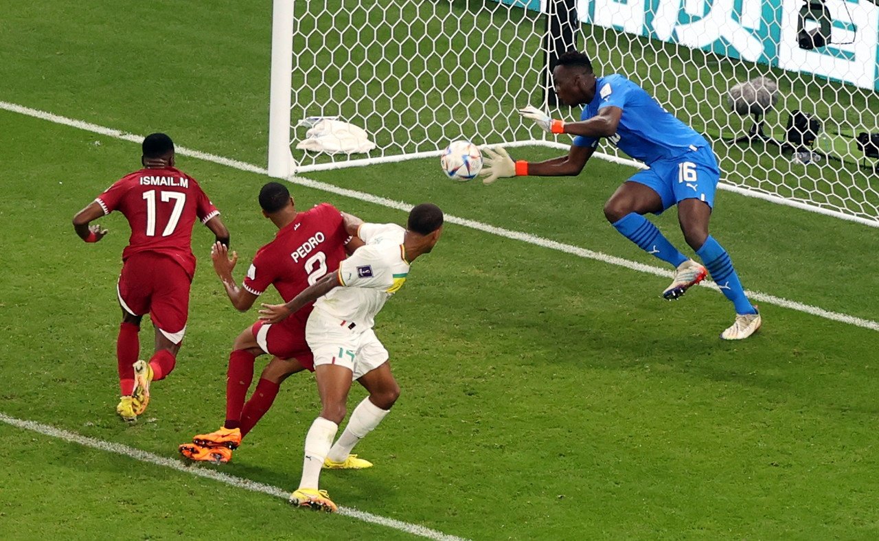 Qatar almost out of World Cup after Senegal's victory