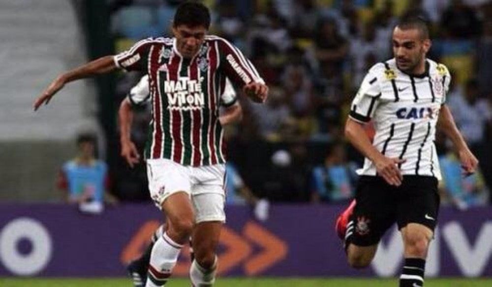 Édson podría abandonar Fluminense para recalar en Corinthians. Twitter