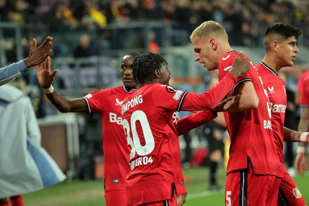 El Bayer Leverkusen superó por 2-0 al RB Leipzig. EFE