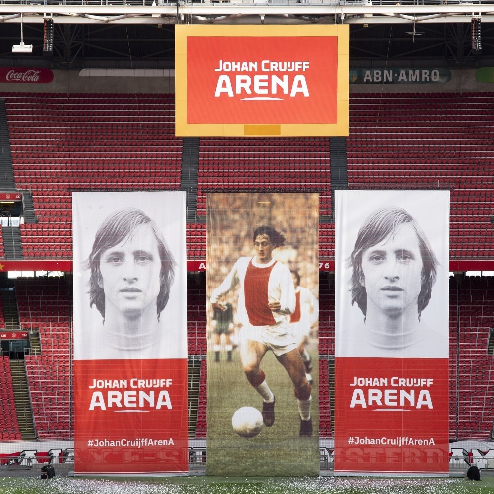 L'hommage à Johan Cruyff à Amsterdam. AFCAjax
