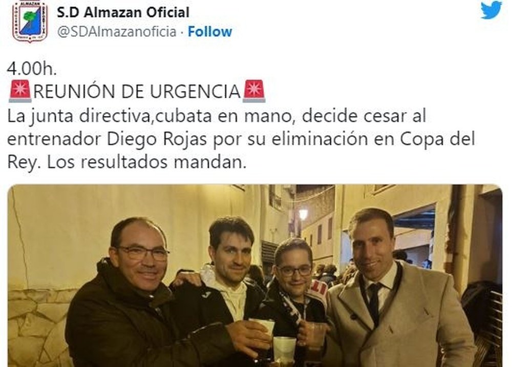 El club, de broma, finalmente perdonó al entrenador... hasta Navidad. Twitter/SDAlmazanoficia