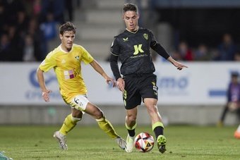 El Almería cogió aire para afrontar los próximos partidos de liga al ganar el martes por 0-2 al Talavera en la primera ronda de la Copa del Rey.