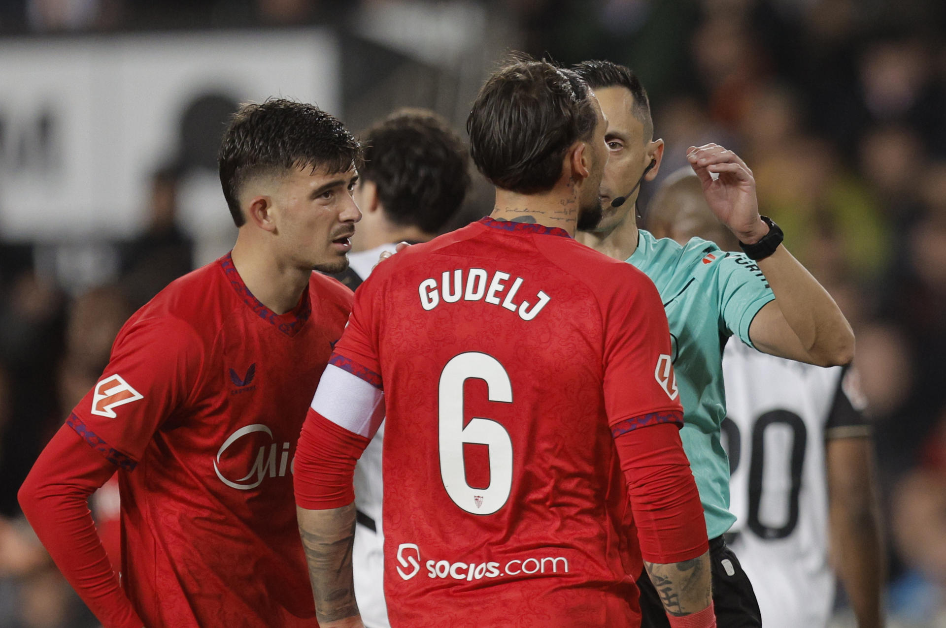 Los jugadores del Sevilla en Mestalla