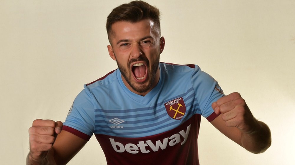 Ajeti porte les couleurs de West Ham. WHUFC