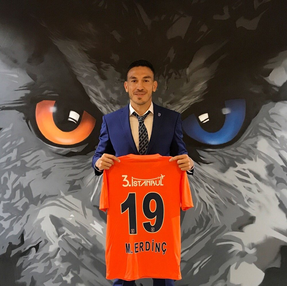 Mevlüt Erdinç, nuevo jugador del Istanbul Basaksehir. MevlutErdinç