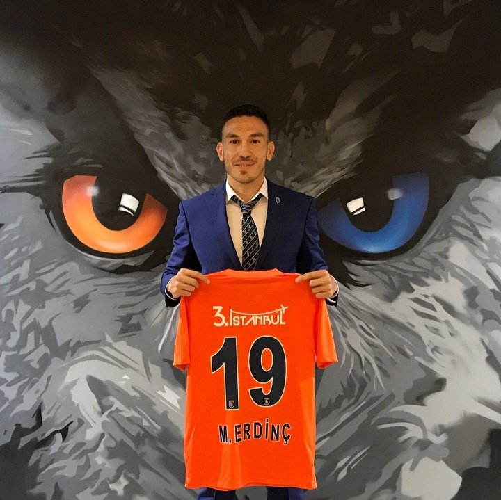 Mevlüt Erdinç, nuevo jugador del Istanbul Basaksehir
