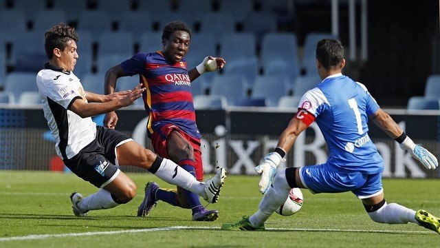 El Barcelona B fue incapaz de marcar un gol al colista del grupo, el Llosetense, y terminó siendo derrotado. Twitter