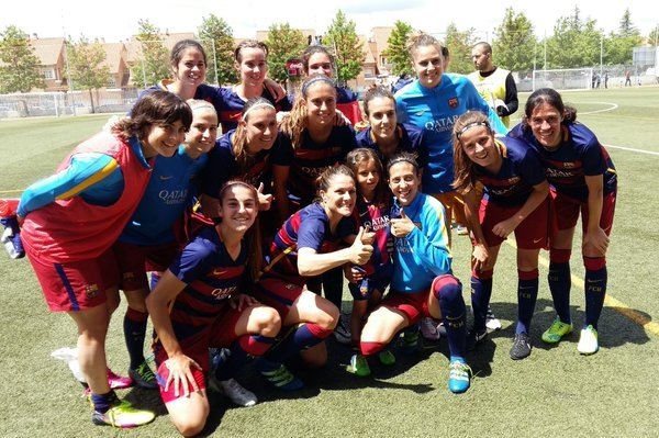 El Barcelona Femenino celebra la victoria de un encuentro. FCBFemení