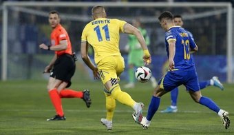En la eliminatoria más igualada de esta Repesca, un gol de Artem Dovbyk metió a Ucrania en la final que dará un billete a la próxima Eurocopa. Se la jugará ante Islandia.