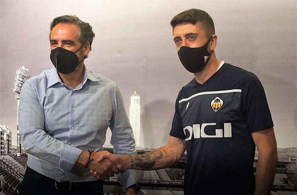 El Castellón hizo oficial el fichaje de Pablo Hernández. CDCastellon