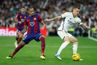 Real Madrid's Toni Kroos spoke on the podcast 'Einfach mal Luppen' about 'El Clasico' against Barcelona last Sunday. The German midfielder felt that, had his team played well in this game, they would have beaten Barca 4-0.