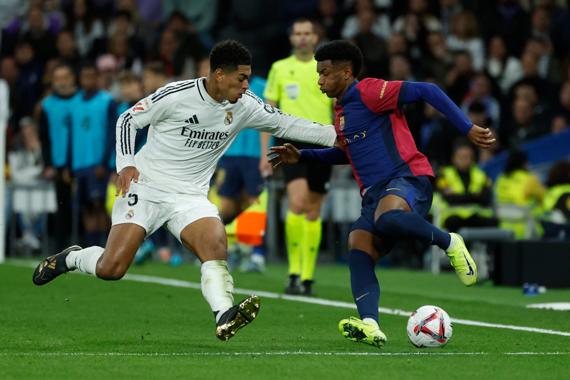 Balde, satisfecho con el triunfo en el Bernabéu. EFE/JuanjoMartín