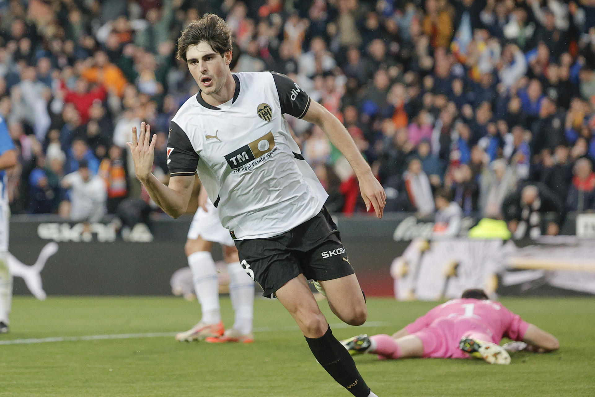 Javi Guerra, con el Valencia