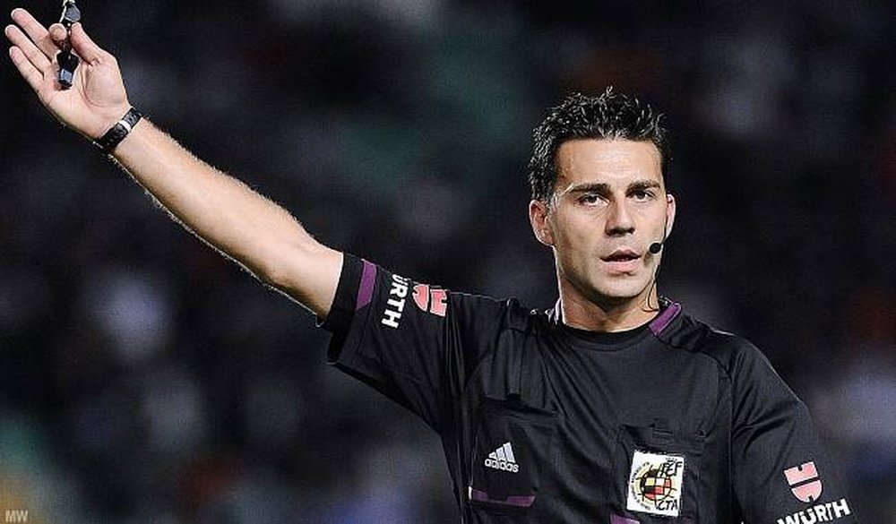 Arias López dirigirá el Numancia-UCAM. EFE