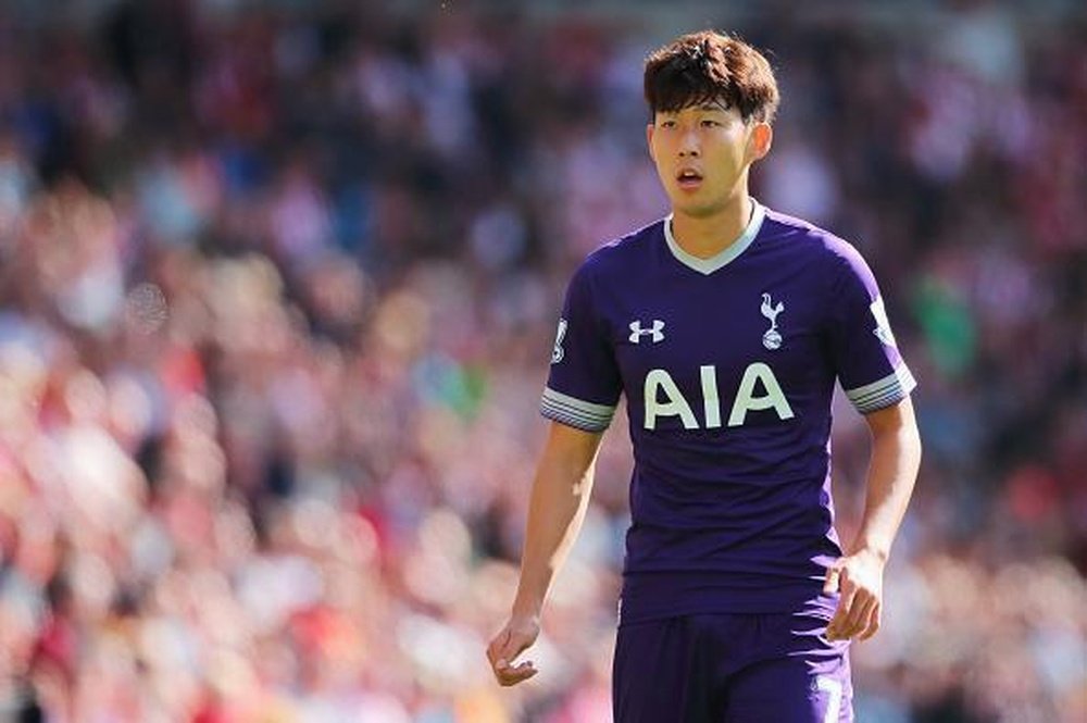 El coreano Son debutó con el Tottenham y dio suerte al equipo londinense. Twitter