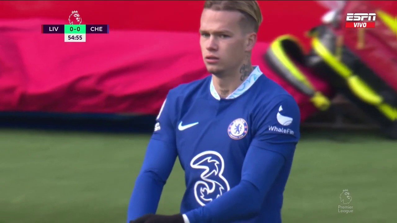 Mudryk makes his debut for Chelsea against Liverpool