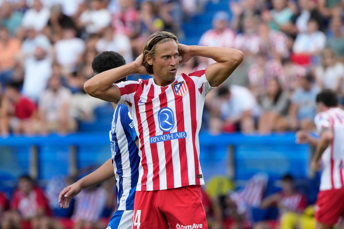 El Atleti se empeña en tirar la Liga en agosto