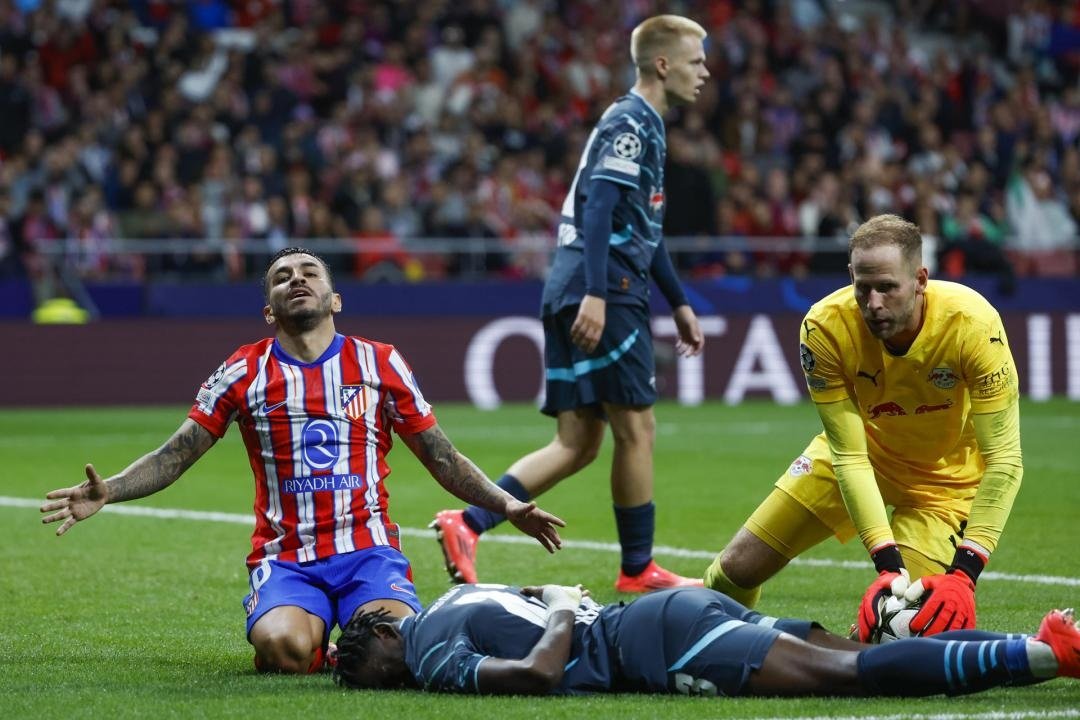 Atletico's Correa handed five-match ban for foul language towards referee